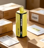 VOPVOP Quads 120K – 4 íz, 120K szippantás, rendkívül hosszú élettartamú vape Rózsaszín limonádé + kivi maracuja + őszibarack + eper banánnal