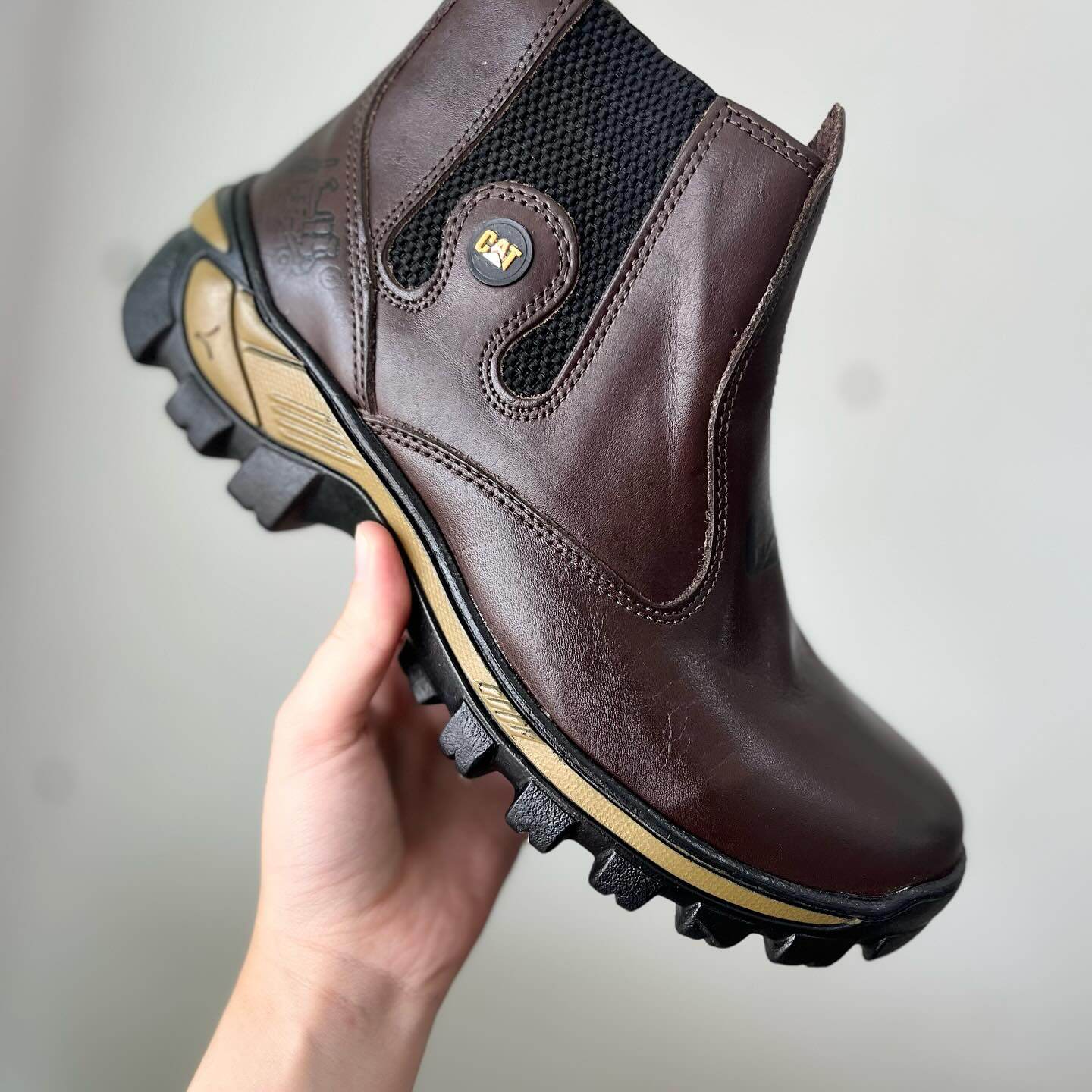 Botas de Homem em pele Caterpillar® Sola durável Macia e fácil de usar Perfeita para trabalhos agrícolas