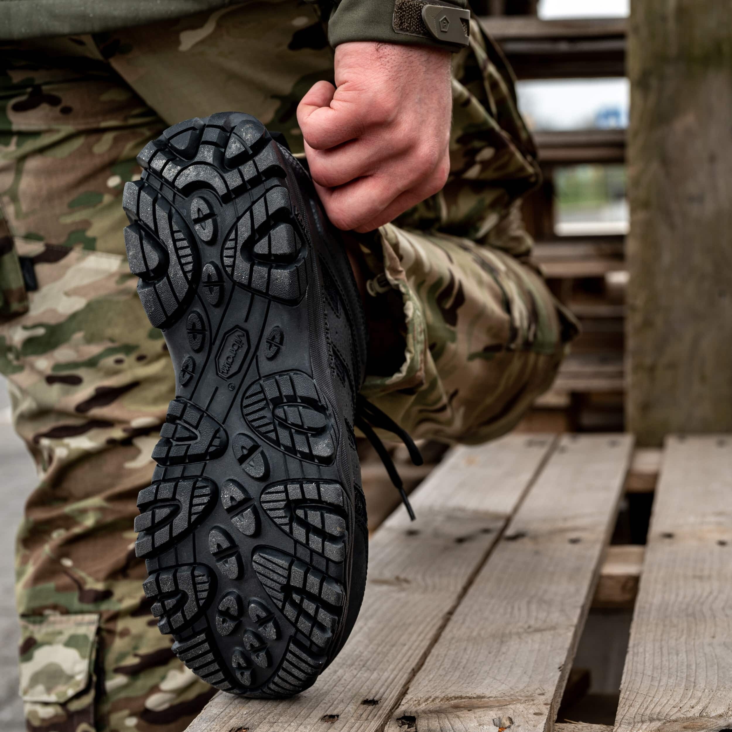 Ténis Tático Merrell MOAB 3 Low - Dark Wolf
